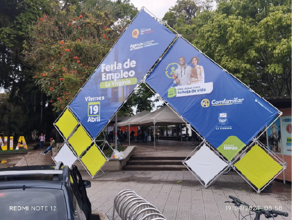 Pórtico publicitario en truss